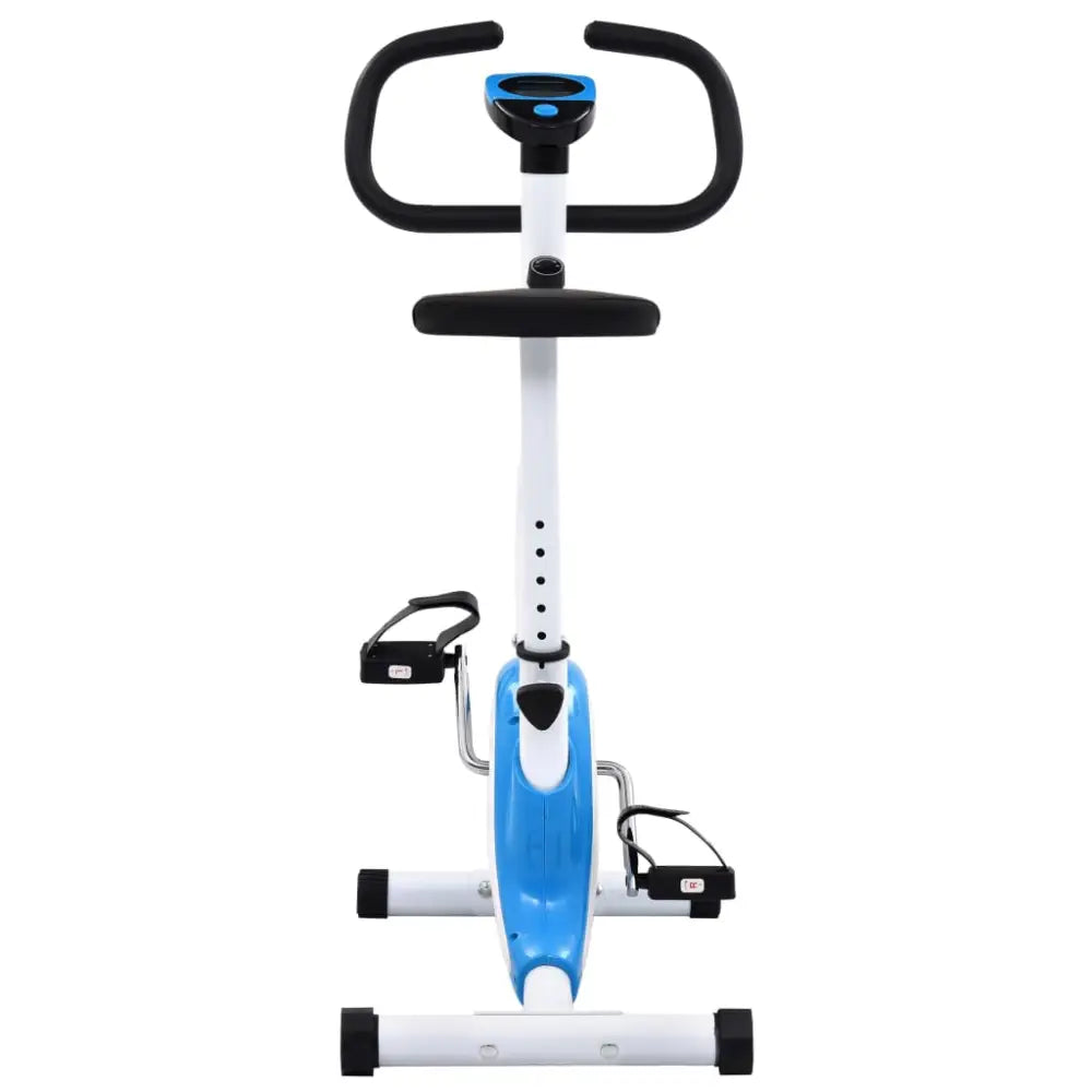 Stationaire hometrainer met blauw en wit frame en zwart stuur.